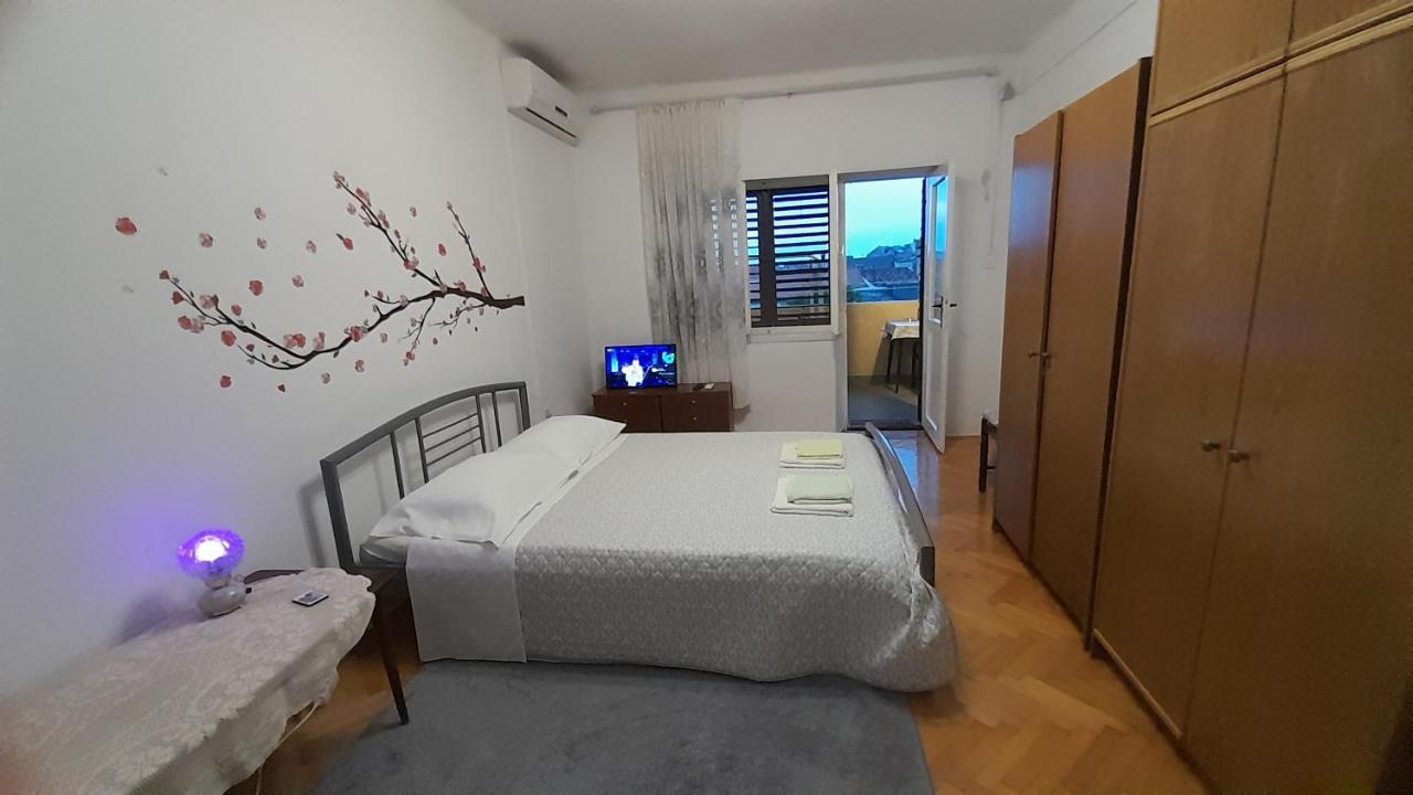 Apartment Gulin Sibenik Exterior photo